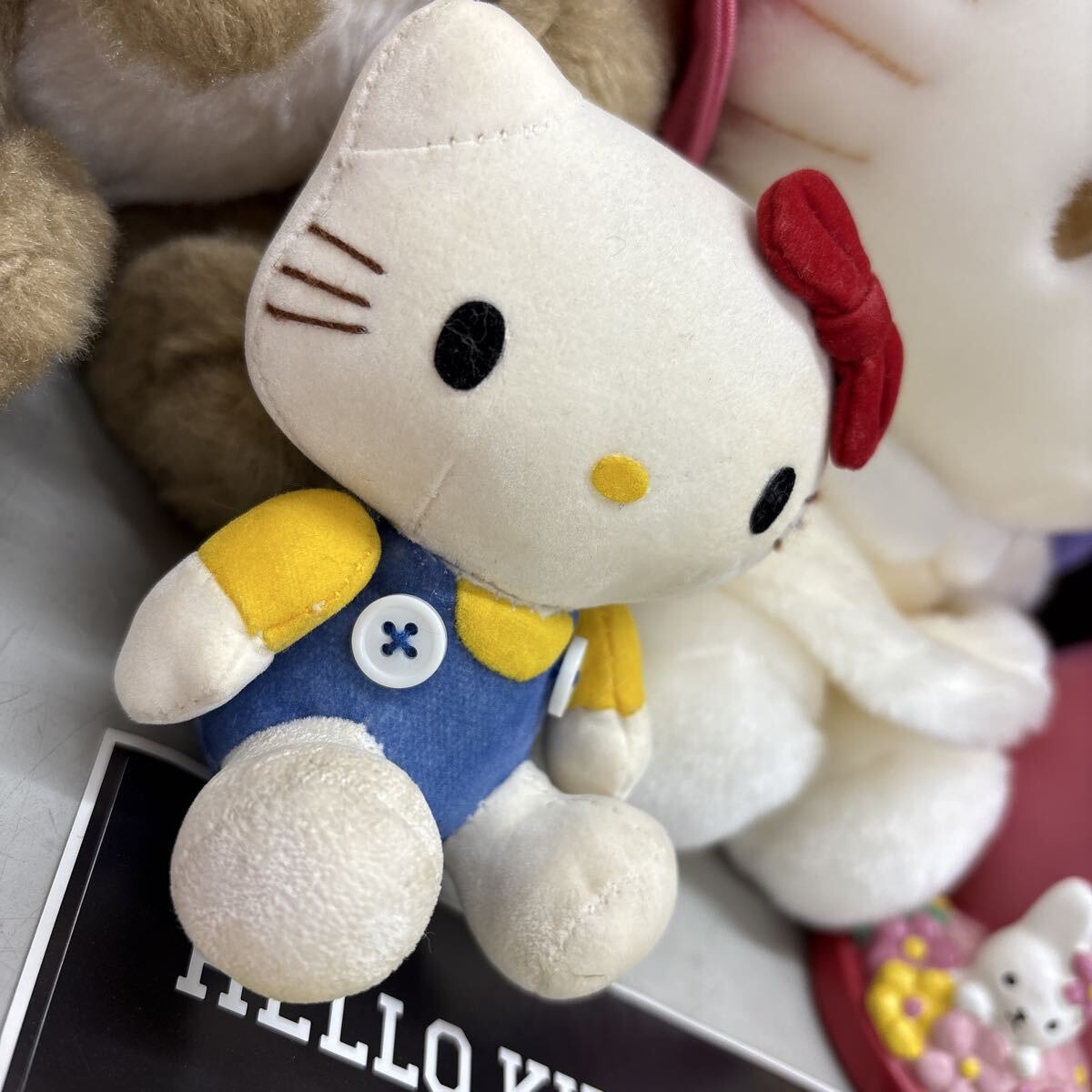 ハローキティ など ぬいぐるみ 小物入れ 写真立て 他